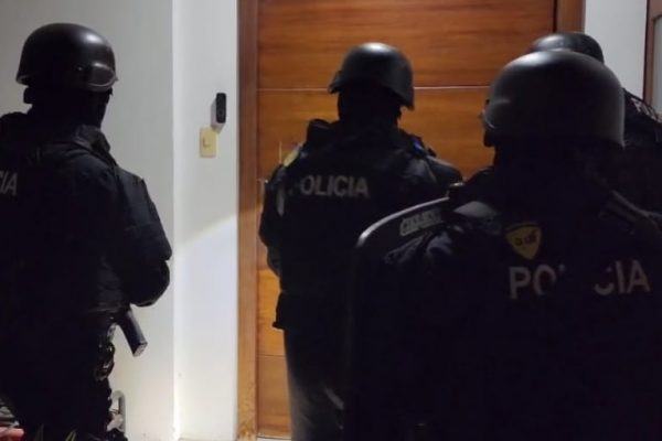 Un masivo operativo de seguridad, denominado "Apolo 20", se ejecutó desde la madrugada de este jueves en Durán, cantón Guayas.