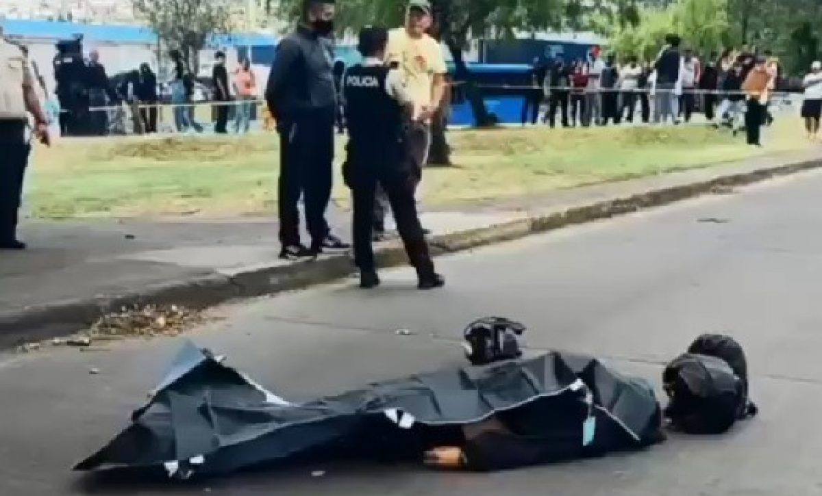 Un servidor policial abatió a un presunto delincuente en el sector de Quitumbe, al sur de Quito, tras frustrar un asalto en curso.