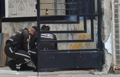Una fuerte explosión, atribuida a un presunto artefacto explosivo artesanal, sacudió el sector del Batallón del Suburbio