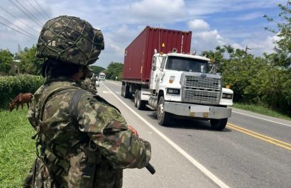 Una fuerte explosión registrada en la madrugada de este jueves estremeció el municipio de Buenaventura, en el departamento del Valle del Cauca, Colombia.