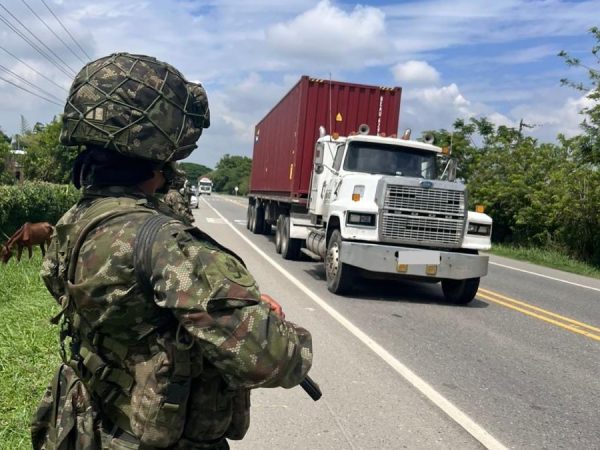 Una fuerte explosión registrada en la madrugada de este jueves estremeció el municipio de Buenaventura, en el departamento del Valle del Cauca, Colombia.