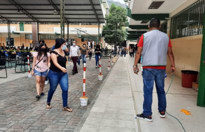 Vacunacion-en-UTM-4