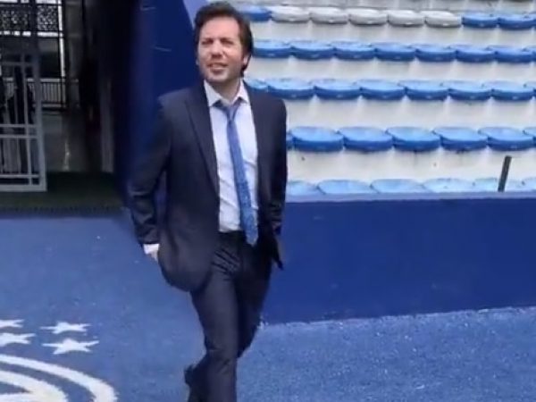 ¡Víctor Aráuz confiesa quién le pegó y por qué no respondió!