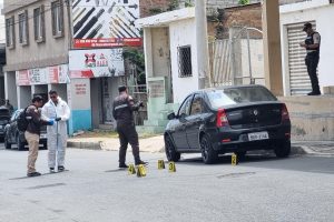 Víctor Loor fue acribillado en su vehículo; policía investiga el crimen en Tarqui