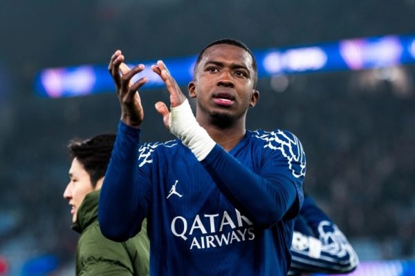 Willian Pacho, defensor ecuatoriano del Paris Saint Germain (PSG), descartó los rumores sobre un posible traspaso al Real Madrid.