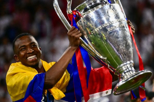 Willian Pacho, del París Saint-Germain (PSG), se convirtió en el primer jugador ecuatoriano en ganar la UEFA Champions League