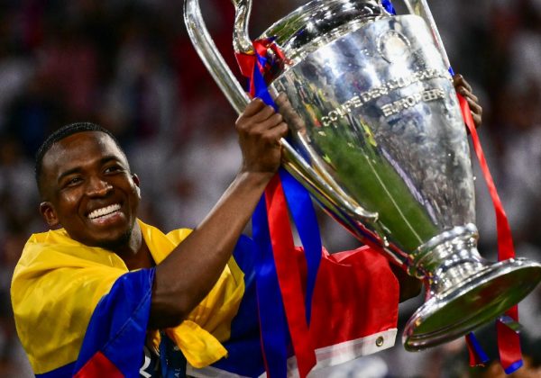 Willian Pacho, del París Saint-Germain (PSG), se convirtió en el primer jugador ecuatoriano en ganar la UEFA Champions League