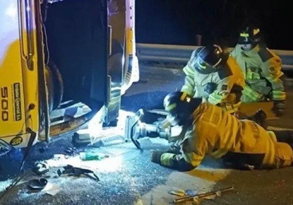 Conductor fallece en accidente de camión en paso lateral entre Arenillas y Huaquillas