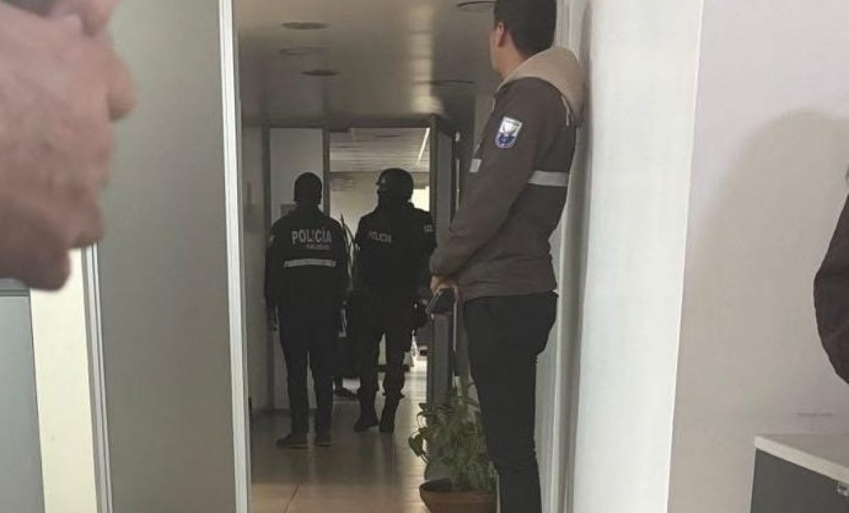 agentes-de-la-policia-y-la-fiscalia-general-del-estado-allanaron-las-oficinas-del-consejo-de-participacion-ciudadana-y-control-social-cpccs-en-quito