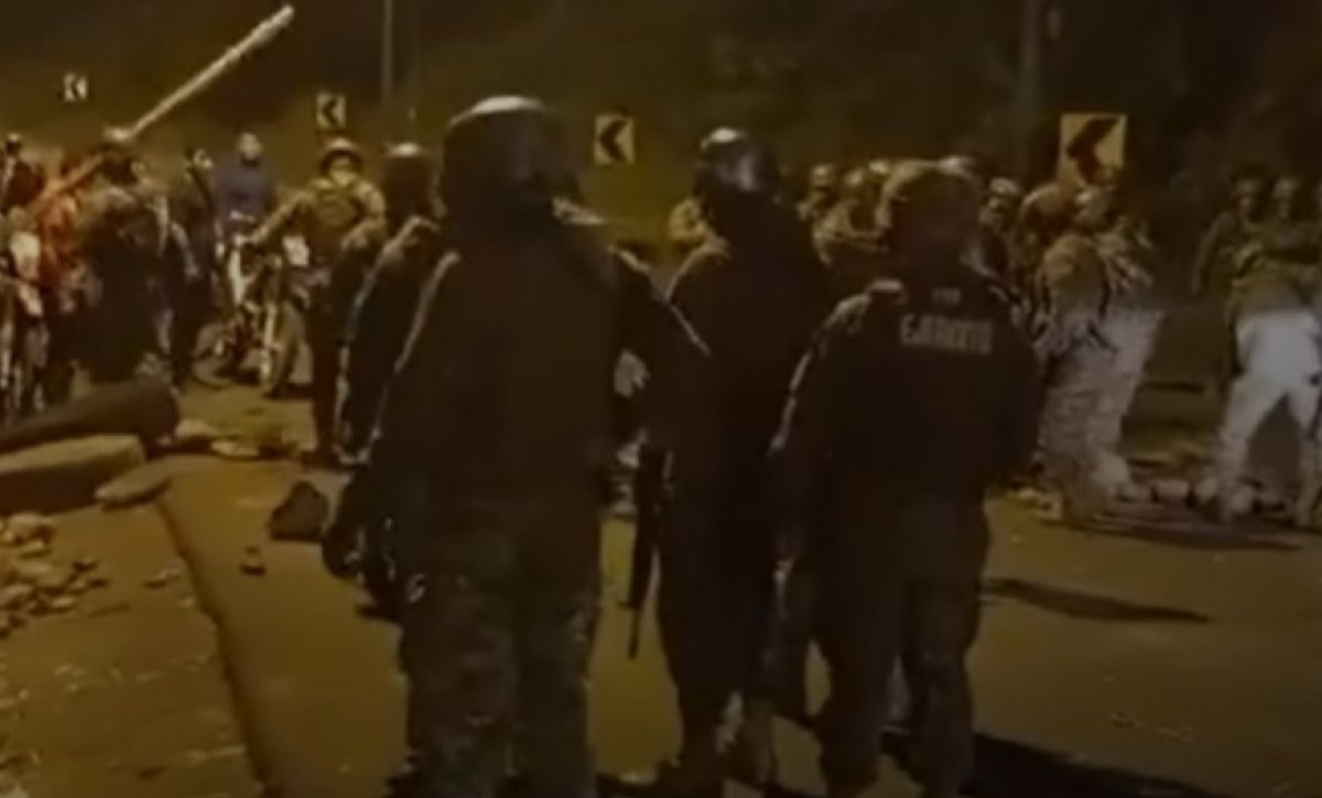 al-menos-cinco-camiones-con-militares-llegaron-a-la-provincia-de-napo-donde-se-han-registrado-protestas-en-los-ultimos-dias