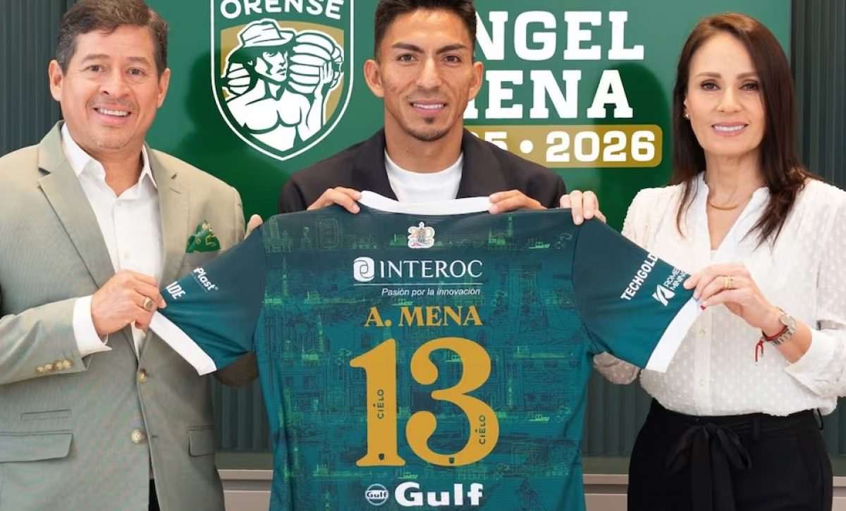 angel-mena-volvio-a-ecuador-pero-no-para-defender-los-colores-del-equipo-de-sus-amores-emelec-sino-que-viajo-a-machala