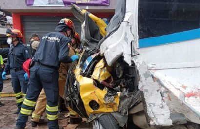 asi-ocurrio-el-accidente-causado-por-un-bus-urbano-de-guayaquil-en-cuenca-y-que-dejo-cinco-muertos