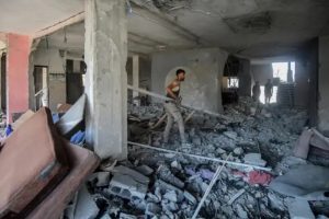 Foto/Europa Press. Los bombardeos sobre la ciudad de Gaza han dejado fallecidos.