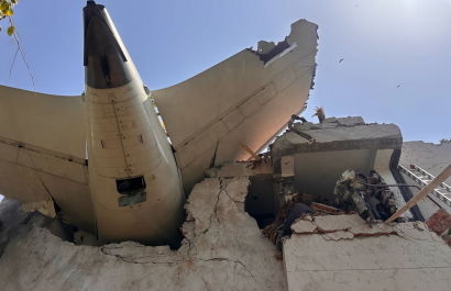 Tragedia aérea en India: se estrella avión con más de 240 personas rumbo a Londres