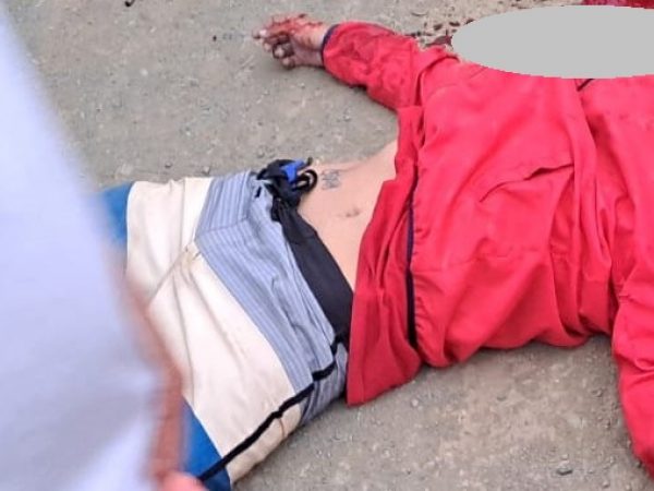La Policía Nacional desplegará 60 uniformados para patrullar La Bahía en Guayaquil tras un ataque con explosivos que dañó seis módulos.