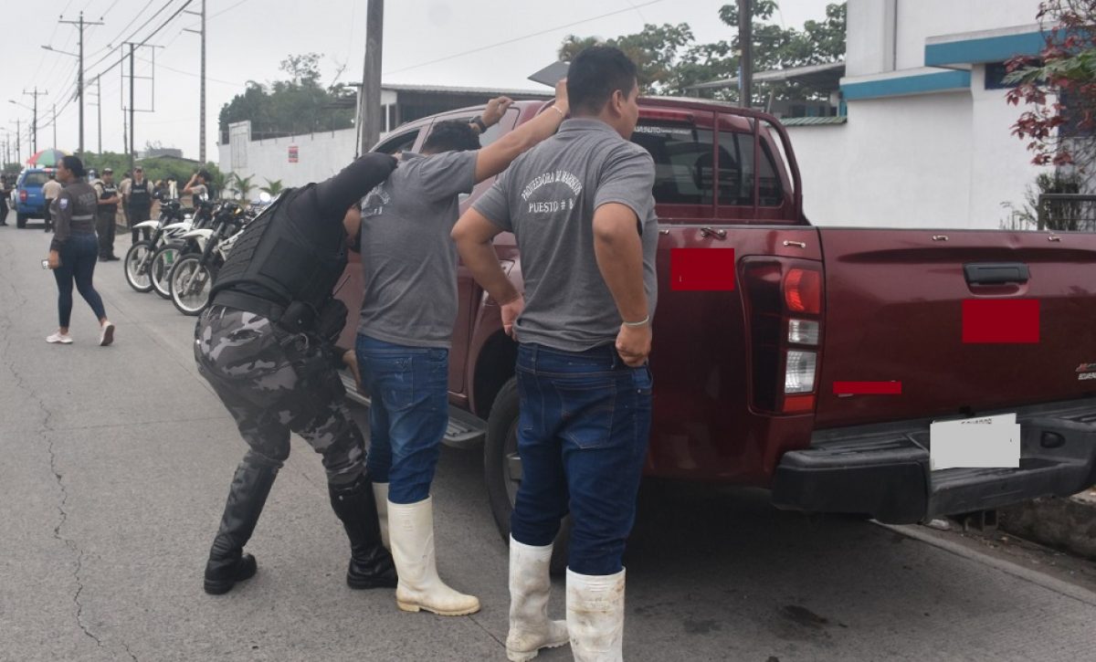 beatriz-benavides-comandante-de-la-subzona-de-policia-en-santo-domingo-informo-que-los-uniformados-trabajaran-en-tres-ejes