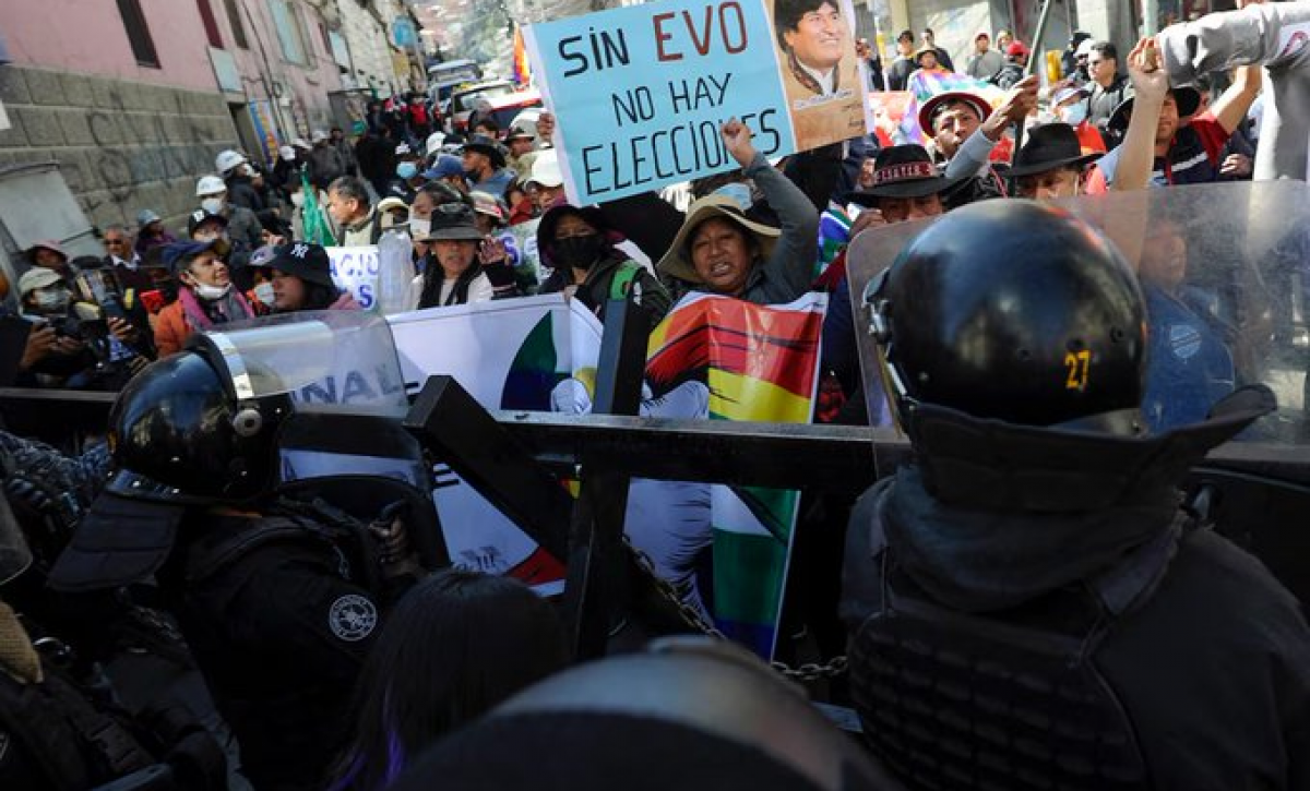 Bolivia vive tensa protesta por la candidatura de Evo Morales