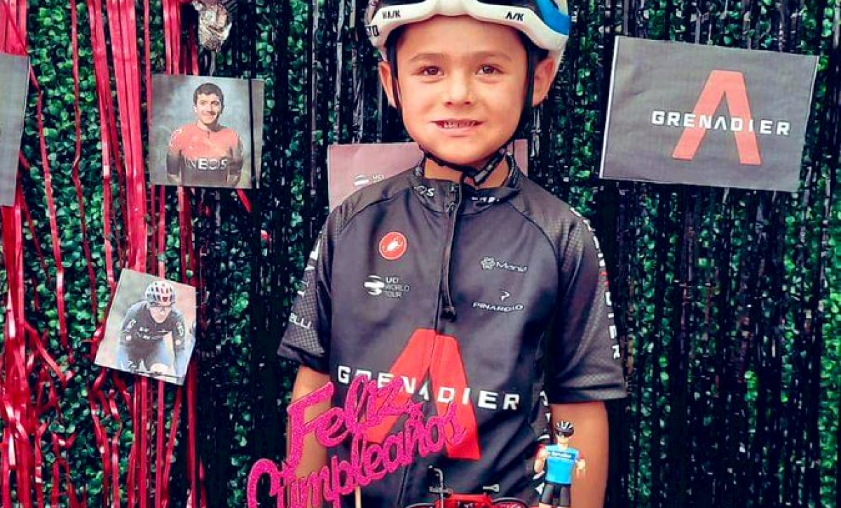 Accidente en la sexta etapa del Giro de Italia deja fuera a Jai Hindley y golpea a Carapaz