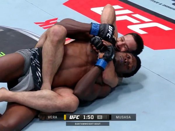 carlos-vera-gana-ufc-las-vegas-musasa