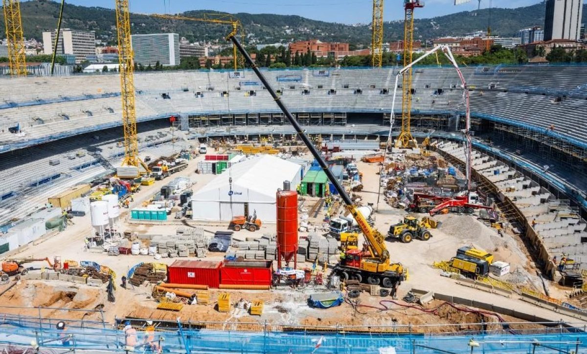 cerca-de-30-obreros-que-laboran-en-la-remodelacion-del-estadio-camp-nou-del-fc-barcelona-protagonizaron-una-pelea-campal