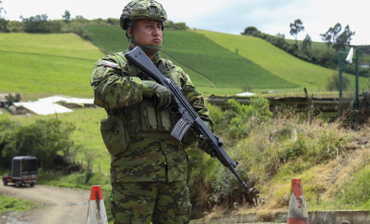 Colombia y Ecuador elevan la presencia militar en la frontera por el crimen organizado