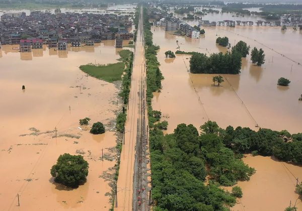 Inundaciones “no vistas en 50 años” golpean el suroeste de China con saldo fatal