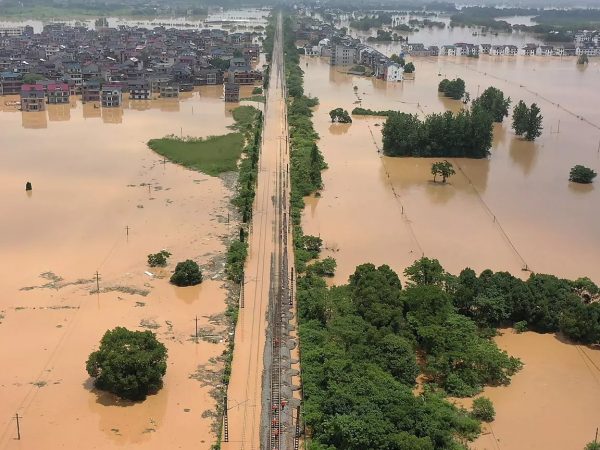 Inundaciones “no vistas en 50 años” golpean el suroeste de China con saldo fatal