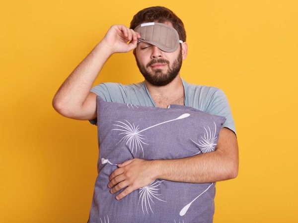 Dormir más temprano ayuda a tener un día con más actividad física, según la ciencia