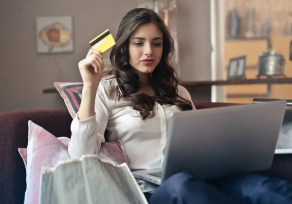 Estrategias efectivas para evitar compras impulsivas y proteger tus finanzas.
