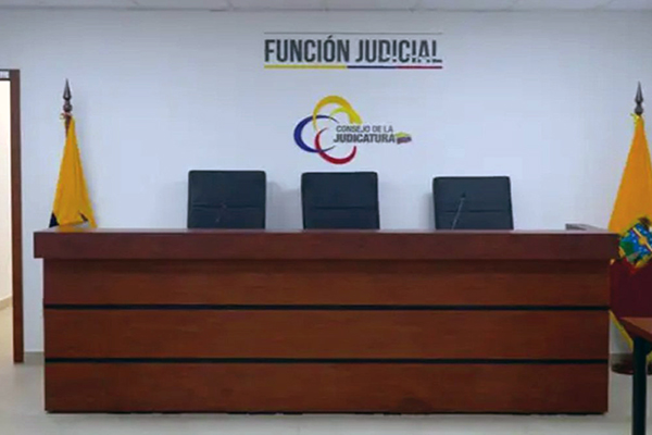 Mario Godoy pide medidas de seguridad para funcionaria judicial en Quito