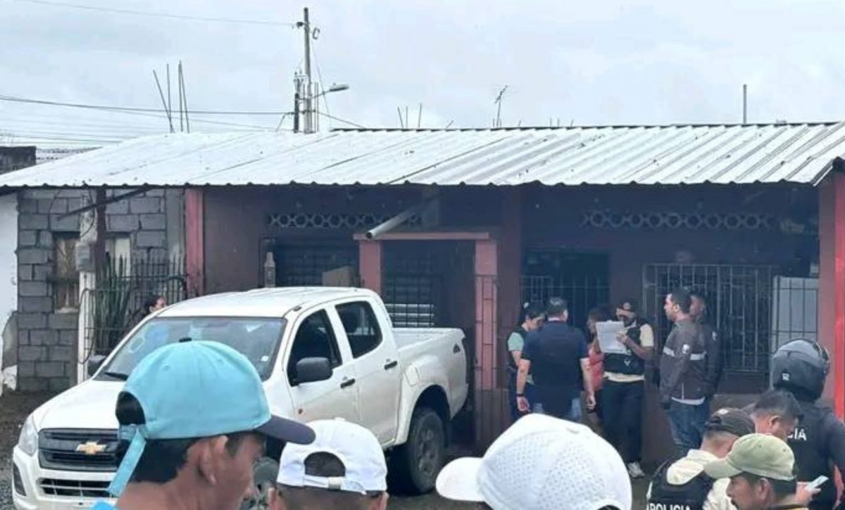 cronica-una-madre-y-su-hija-fueron-asesinadas-a-punaladas-en-lomas-de-sargentillo-guayas