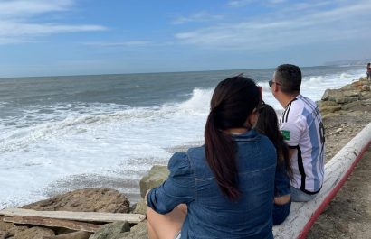 crucita-oleaje-aleja-a-turistas-en-primer-dia-de-feriado-de-ano-nuevo-1