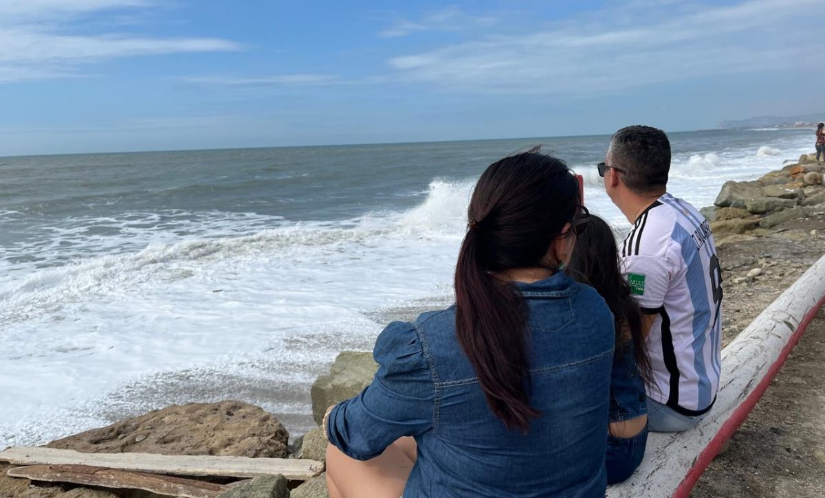 crucita-oleaje-aleja-a-turistas-en-primer-dia-de-feriado-de-ano-nuevo-1