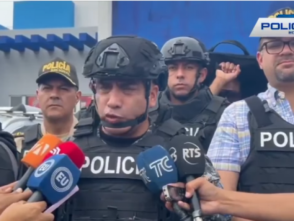 Persecución policial en Durán deja dos presuntos delincuentes abatidos y un detenido