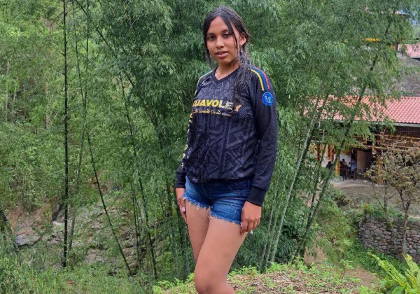 Adolescente desaparece en Santa Rosa y autoridades temen por su seguridad