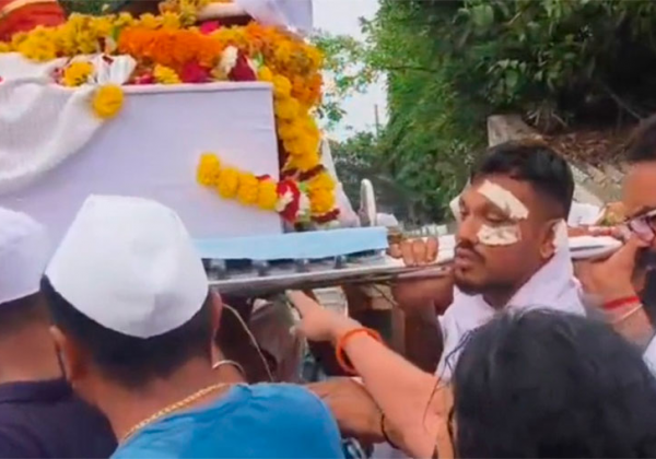 India: sobreviviente de siniestro aéreo entierra a su hermano tras tragedia que dejó 241 muertos