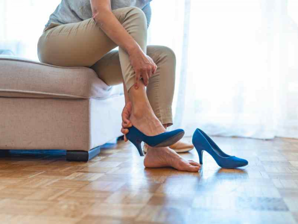 Dolor de espalda: el tipo de calzado que puede marcar la diferencia, según expertos