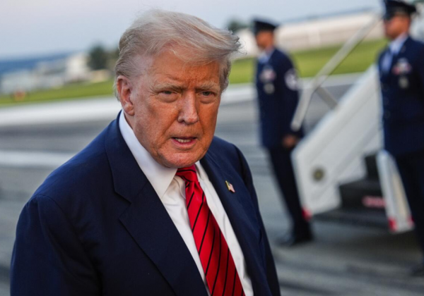 Trump propone medida para retirar a la población sin techo de Washington D.C.