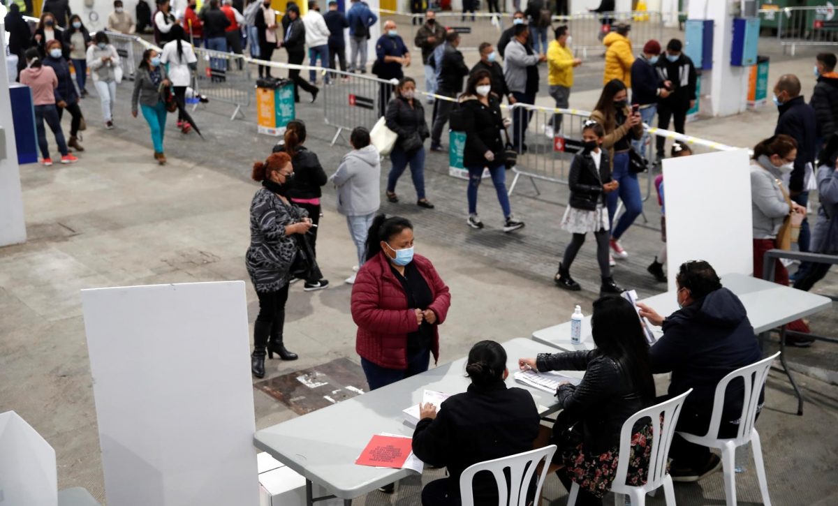 Más de 13 millones de ecuatorianos convocados a las urnas el domingo
