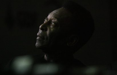 Pelé conmociona el mundo con su partida y el fútbol declara al rey "eterno"