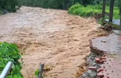 el-canton-las-naves-de-bolivar-se-encuentra-en-emergencia-por-el-desbordamiento-de-un-rio