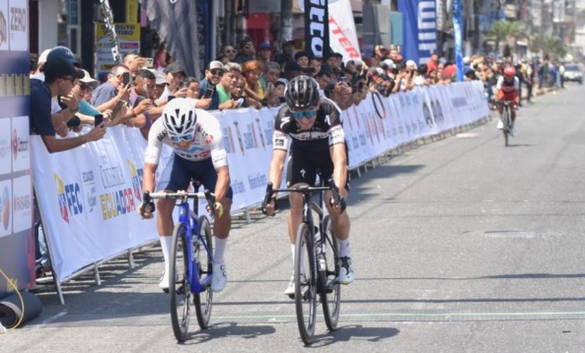 el-ciclista-espanol-oscar-sevilla-se-consagro-como-el-ganador-de-la-etapa-1-de-la-vuelta-al-ecuador-y-rompio-un-record