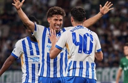 el-futbolista-ecuatoriano-jeremy-sarmiento-marco-un-golazo-en-la-copa-de-la-liga-inglesa-carabao-cup-con-el-brighton