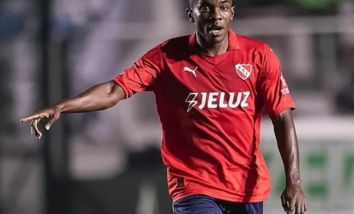 el-mediocampista-ecuatoriano-jhonny-quinonez-se-convirtio-en-el-nuevo-refuerzo-de-barcelona-sc-para-la-temporada-2025