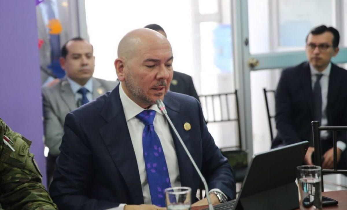 el-ministro-de-defensa-gian-carlo-loffredo-se-encuentra-en-la-mira-de-la-asamblea-nacional-tras-la-muerte-de-cuatro-menores