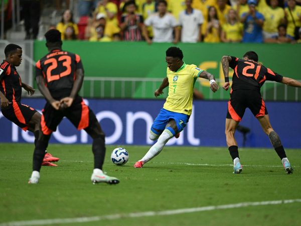eliminatorias-brasil-colombia-resultado-vinicius-junior