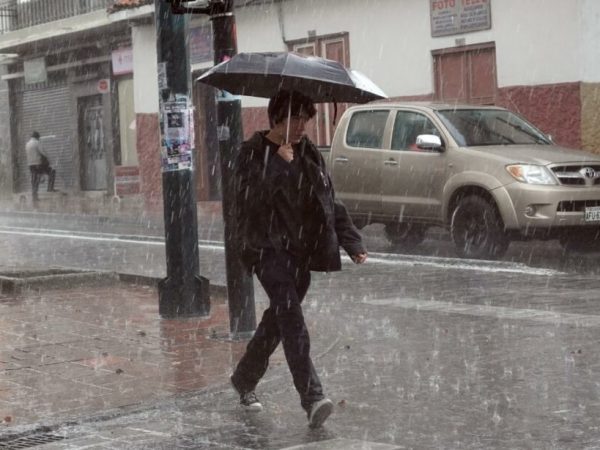 en-la-ciudad-de-cuenca-provincia-de-azuay-se-han-registrado-fuertes-lluvias-que-han-causado-preocupacion-en-los-ultimos-dias