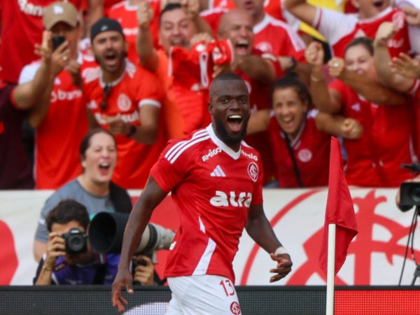 futbol-enner-valencia-gana-campeonato-gaucho-con-el-inter-de-porto-alegre