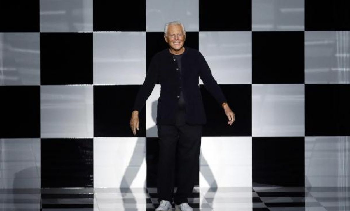 giorgio-armani-en-la-pasarela-de-la-semana-de-la-moda-de-milan