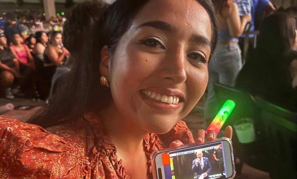 Desde Texas, Grace honra sus raíces ecuatorianas con estudios, trabajo y contenido digital